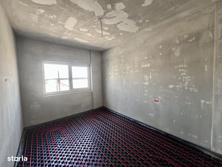 Apartament cu 3 camere nedecomandat în Moșnița Nouă