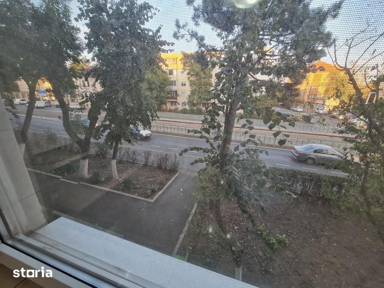 Apartament cu 2 camere, mobilat în Romanilor