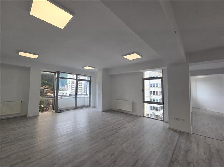 Apartament 3 camere Centrul Civic pretabil co-working hub - 20