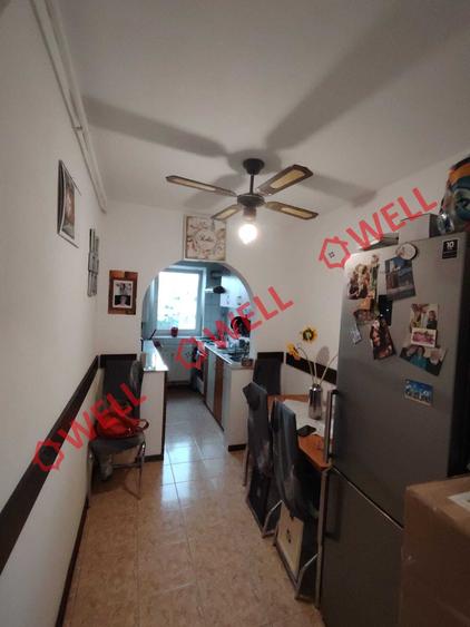 Apartament cu 3 camere în Simeria