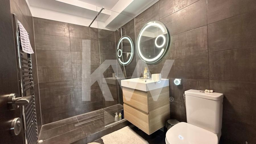 Apartament cu 2 camere semidecomandat în Drumul Poienii