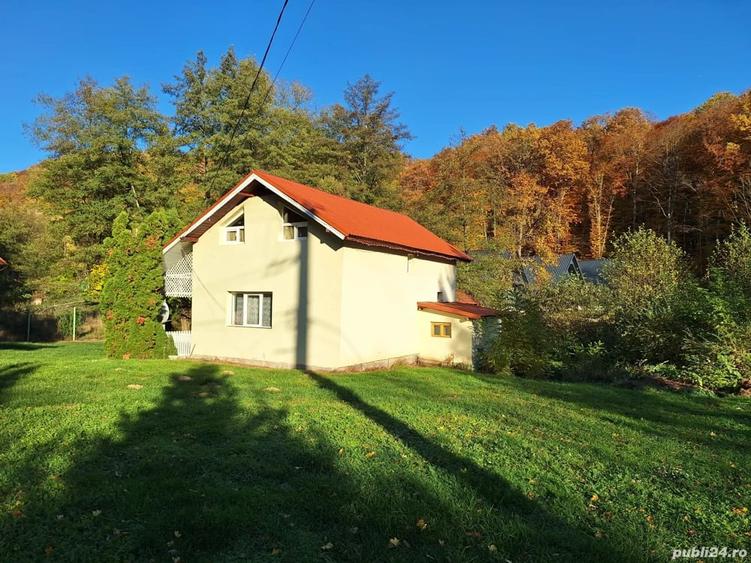 Casă cu 4 camere cu Teren 1250 Mp în Sânmartin