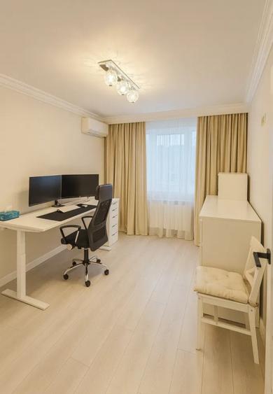 Apartament cu 3 camere decomandat, mobilat în Gorjului
