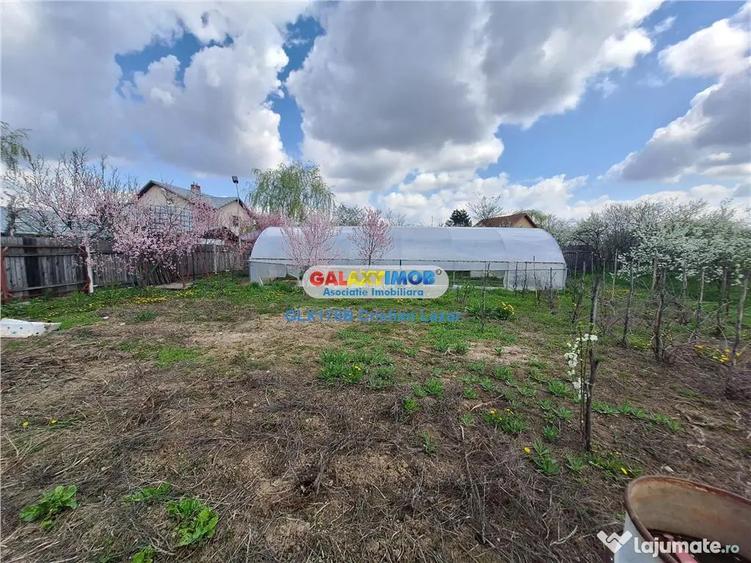 Casă cu 5 camere cu Teren 3190 Mp în Răcari