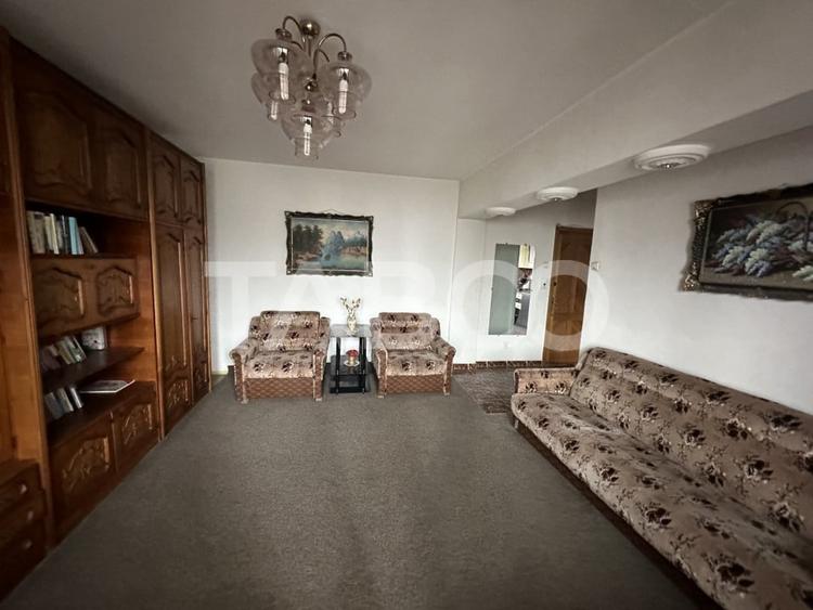 Apartament cu 2 camere decomandat, mobilat în Făgăraș