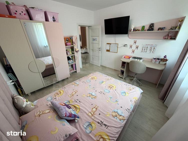 Casă cu 4 camere cu Teren 400 Mp în Aeroport