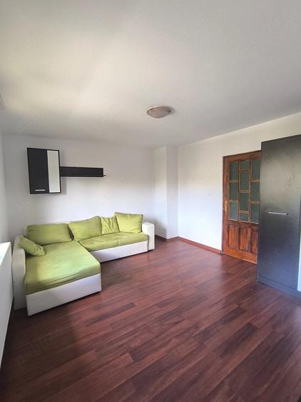 Casă cu 3 camere cu Teren 963 Mp în Miroslava