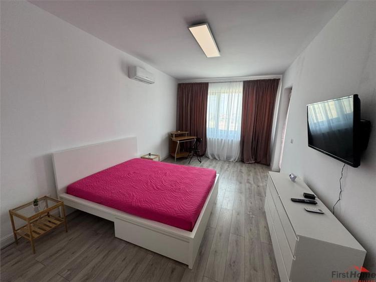 Garsonieră decomandată în Central