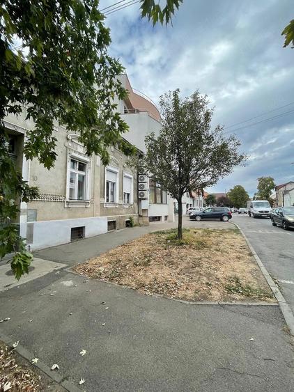 Spațiu comercial, de 20 mp, în Central