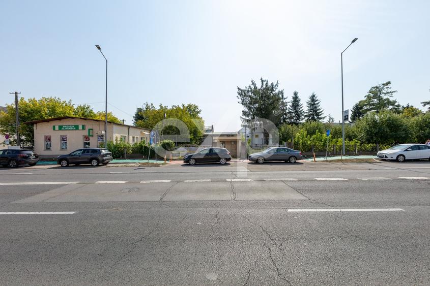Spațiu comercial, de 840 mp, în CFR