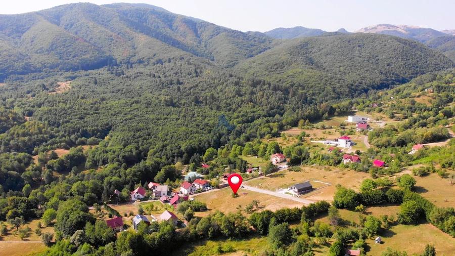 Teren Construcții intravilan de 706 mp, în Cisnădioara