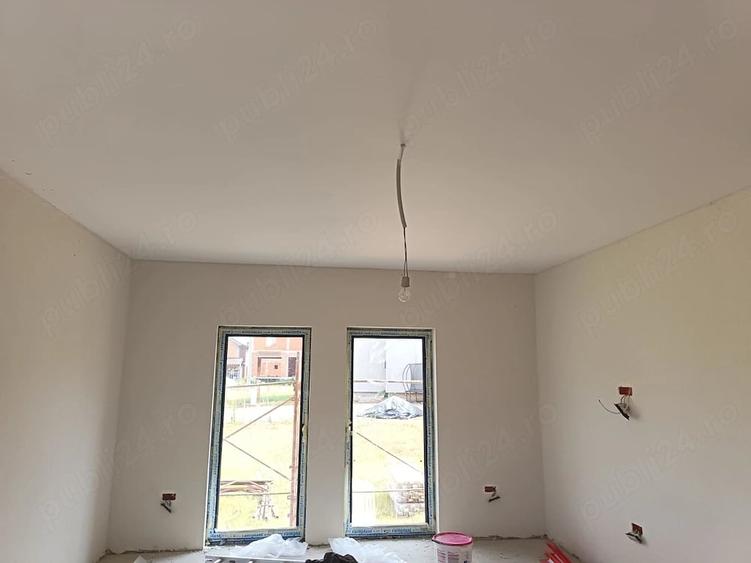 Casă cu Teren 344 Mp în Fântânele