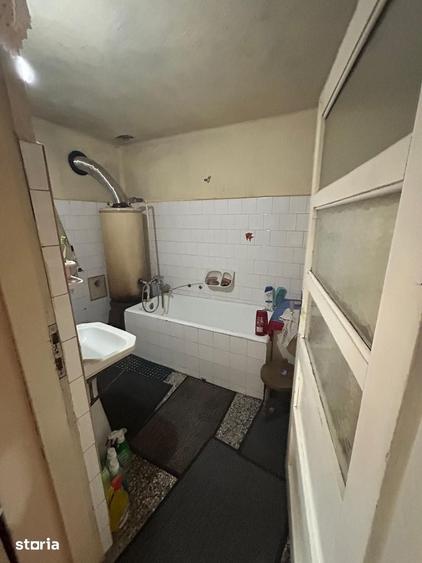Casă cu 3 camere cu Teren 532 Mp în Central