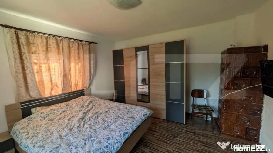 Casă cu 3 camere cu Teren 2180 Mp în Central