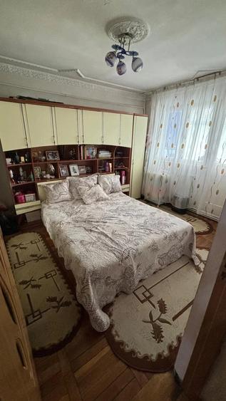 Apartament cu 2 camere decomandat în Siderurgiștilor
