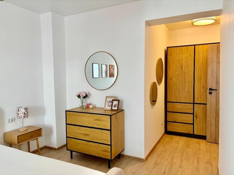 Apartament cu 2 camere decomandat, mobilat în Apărătorii Patriei
