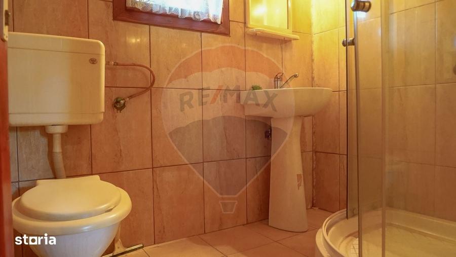 Casă cu 4 camere în Moieciu