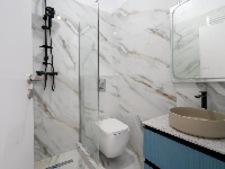 Apartament cu 4 camere decomandat în Central