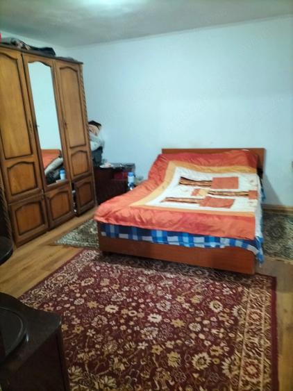 Casă cu 4 camere cu Teren 3500 Mp în Dobra