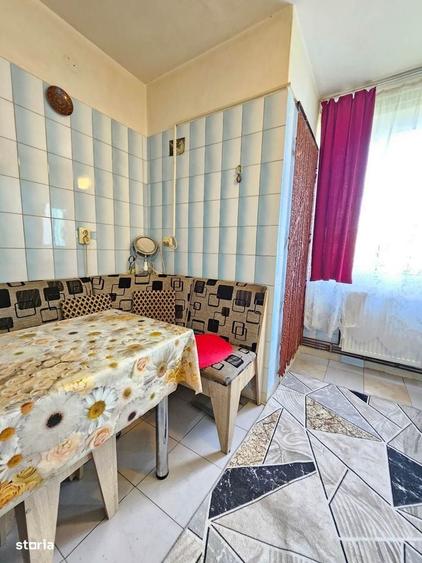 Apartament cu 2 camere semidecomandat în Negru Vodă