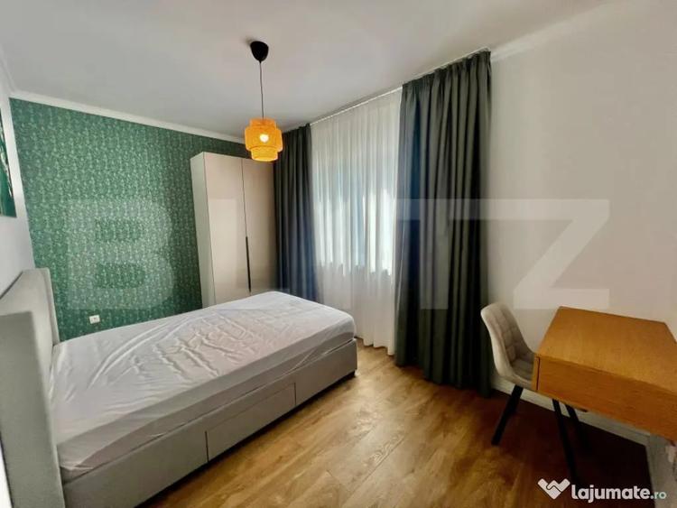 Casă cu 5 camere cu Teren 250 Mp în Florești