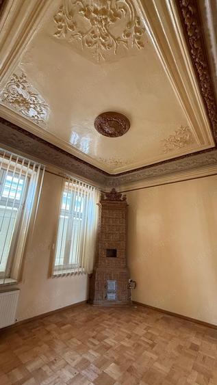 Casă cu 3 camere în Central