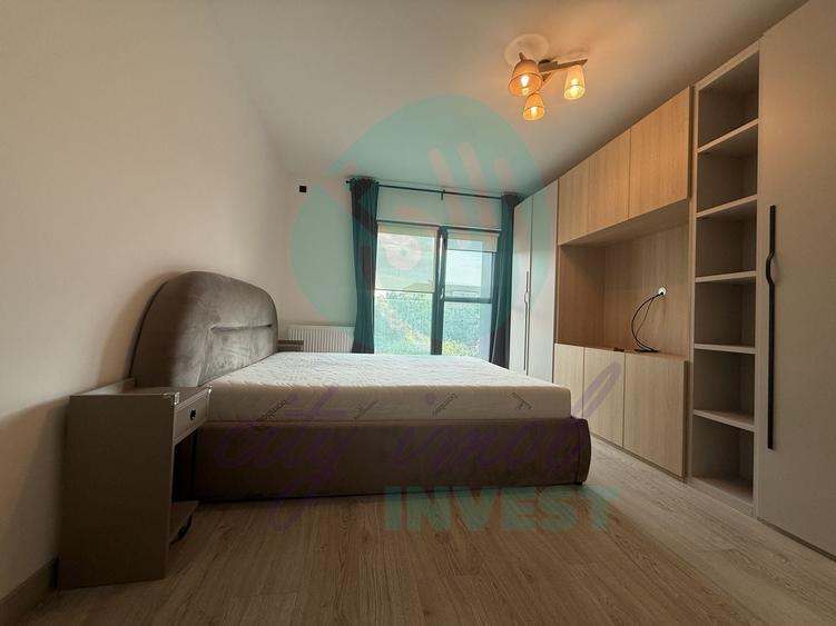 Apartament cu 3 camere semidecomandat, mobilat în Decebal