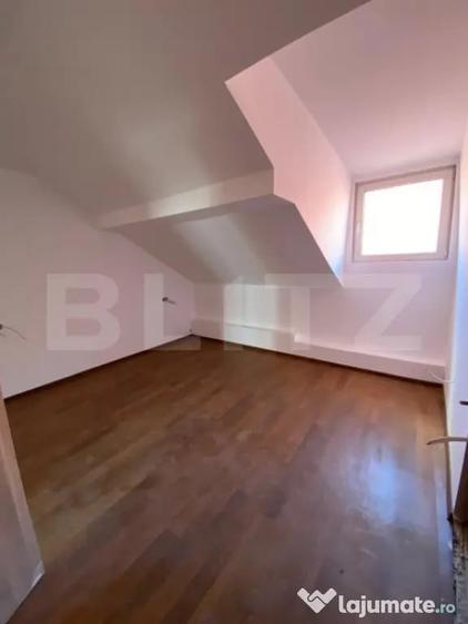 Apartament cu 5 camere decomandat, mobilat în Decebal
