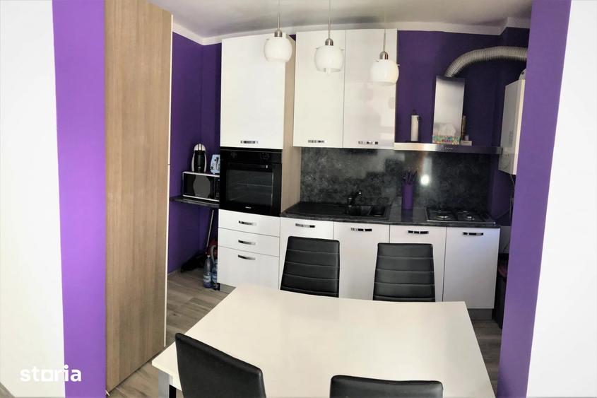 Apartament cu 2 camere semidecomandat, mobilat în Florești