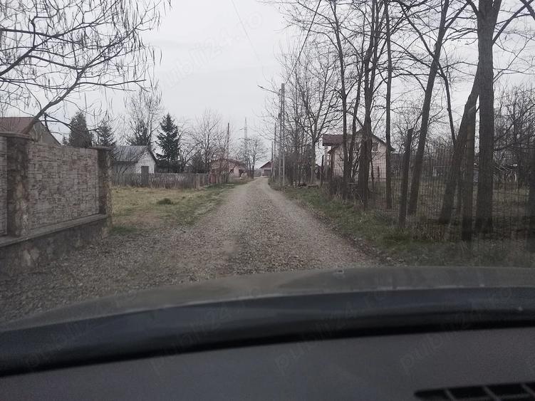 Teren de 3900 mp, în Cătămărești