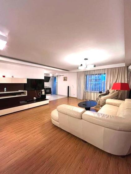 Apartament cu 3 camere decomandat, mobilat în Herăstrău