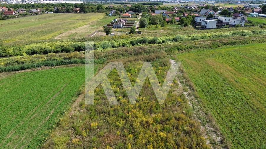 Teren agricol intravilan de 402 mp, în Stupini