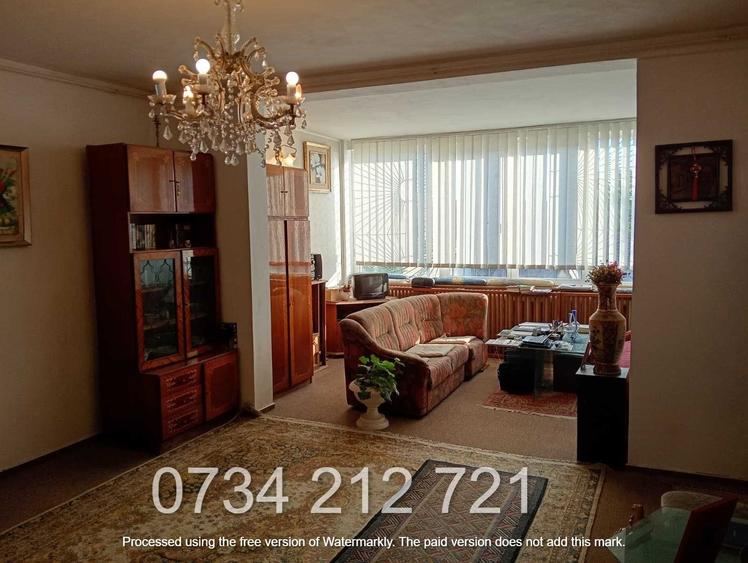 Apartament cu 3 camere semidecomandat în Cernica