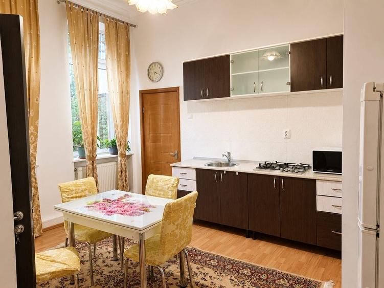 Apartament cu 2 camere decomandat în Armeneasca