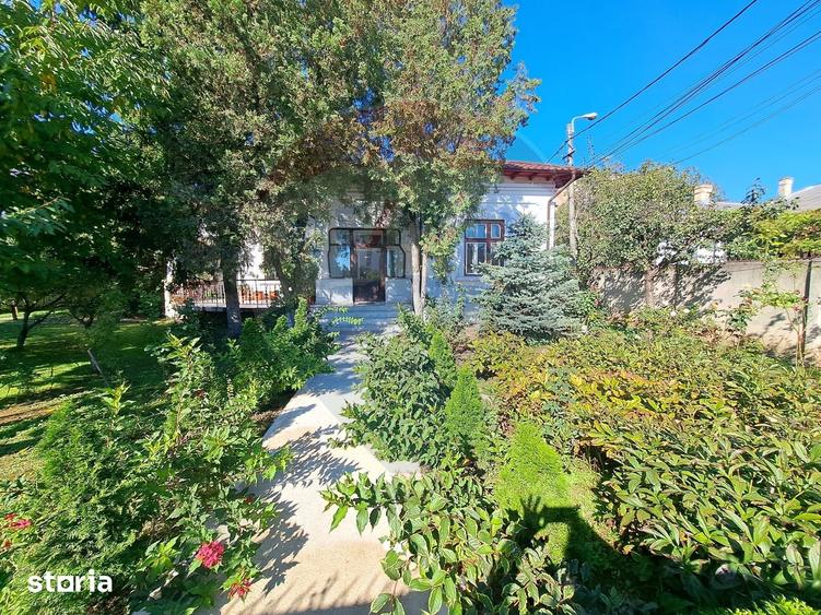 Casă cu 4 camere cu Teren 998 Mp în Gara