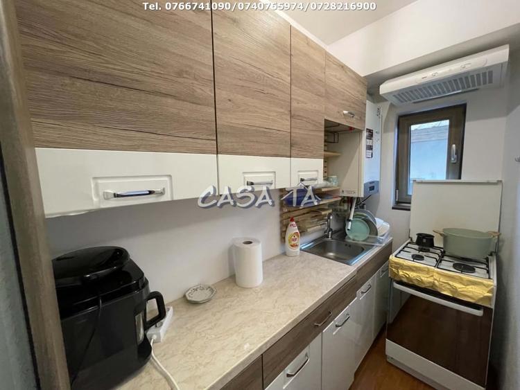 Apartament cu 2 camere decomandat în 9 Mai