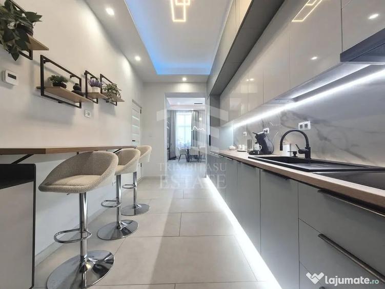 Apartament cu 2 camere semidecomandat în P-ța Maria
