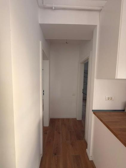 Apartament cu 2 camere semidecomandat în Soarelui