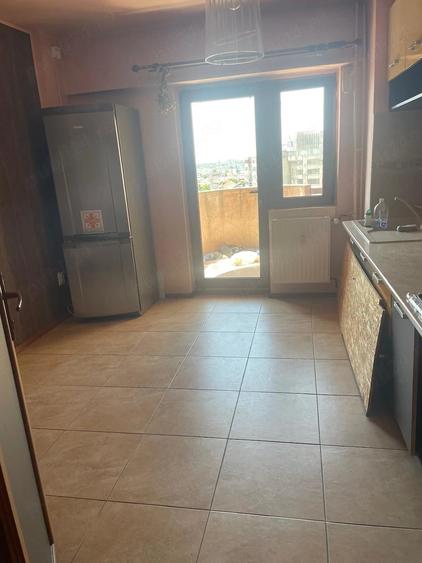 Apartament cu 2 camere decomandat în Exterior Vest