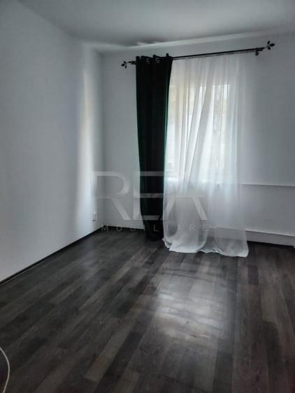 Apartament cu 3 camere semidecomandat, mobilat în Brâncoveanu