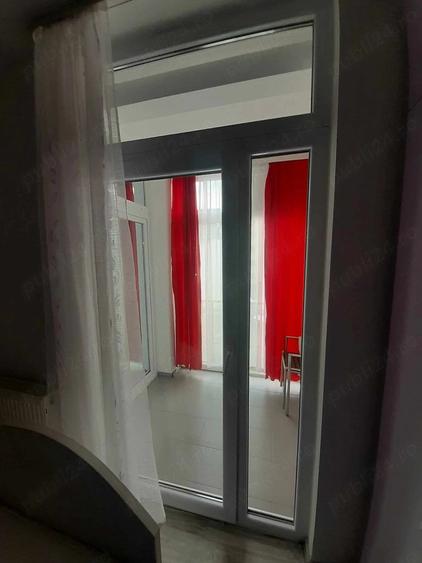 Apartament cu 2 camere semidecomandat în Florești