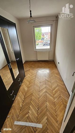 Apartament cu 3 camere, Tudor, zona Dacia, parter inalt - 4