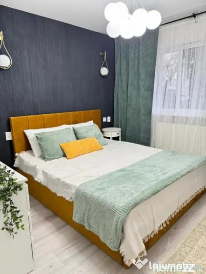 Apartament cu 3 camere semidecomandat în Dorobanți