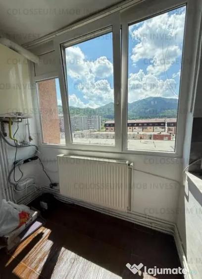 Garsonieră semidecomandată în Noua