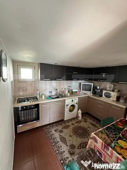 Doua apartamente la casa, teren 250 mp, gradina, garaj, - 13