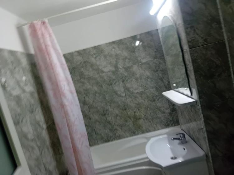Garsonieră decomandată în Trivale