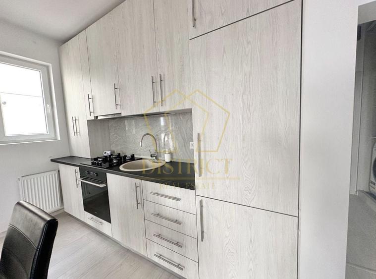 Apartament cu 2 camere semidecomandat, mobilat în Giroc