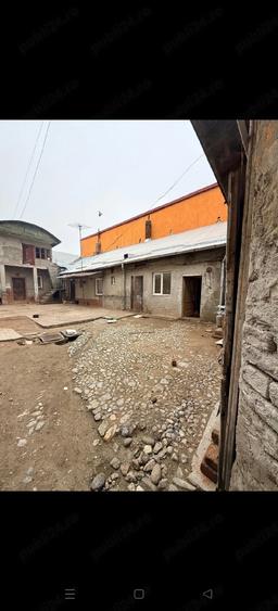 Casă cu Teren 380 Mp în Central