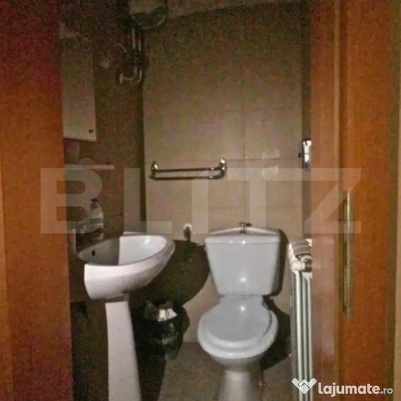 Spațiu comercial, de 160 mp, în Micro 3