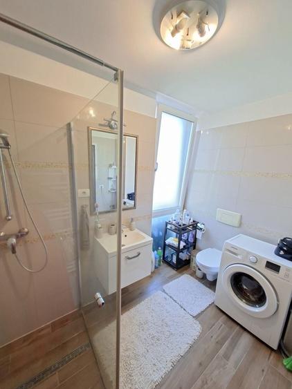 Apartament cu 3 camere decomandat, mobilat în Braytim